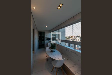 Varanda da sala  de apartamento para alugar com 3 quartos, 120m² em Buritis, Belo Horizonte