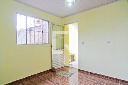 Sala de casa para alugar com 2 quartos, 45m² em Vila Pereira Cerca, São Paulo