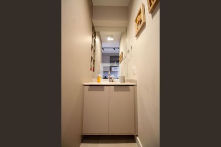 Banheiro da Suíte de kitnet/studio à venda com 1 quarto, 26m² em Sumarezinho, São Paulo