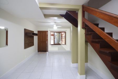 Sala de casa à venda com 2 quartos, 100m² em Mato Grande, Canoas