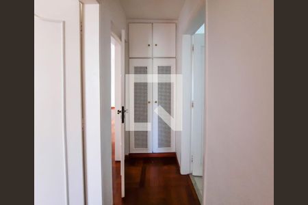 Corredor de apartamento à venda com 2 quartos, 86m² em Indianópolis, São Paulo