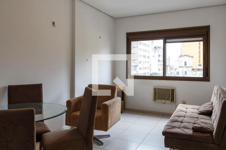 Sala de kitnet/studio para alugar com 1 quarto, 55m² em Centro Histórico, Porto Alegre