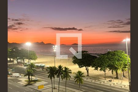 Vista da Sala de jantar de apartamento para alugar com 4 quartos, 285m² em Copacabana, Rio de Janeiro