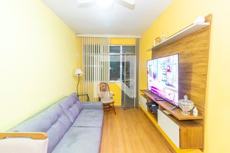 Sala de apartamento à venda com 3 quartos, 73m² em Cordovil, Rio de Janeiro