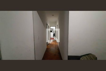 Corredor de casa para alugar com 3 quartos, 270m² em São Pedro, Osasco