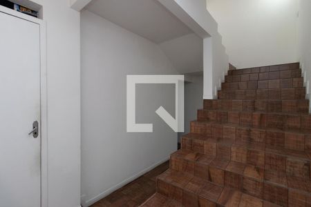 Escada de casa à venda com 4 quartos, 200m² em Jardim Andaraí, São Paulo