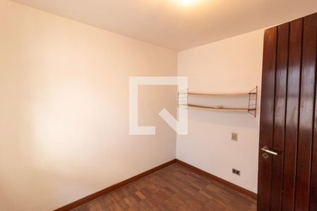 Casa para alugar com 570m², 4 quartos e 4 vagas Casa para alugar com 570m², 4 quartos e 4 vagasQuarto de Serviço 2