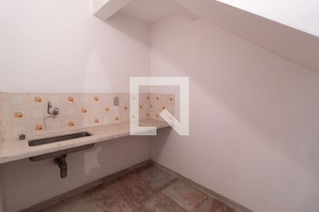 Casa para alugar com 570m², 4 quartos e 4 vagas Casa para alugar com 570m², 4 quartos e 4 vagasCopa