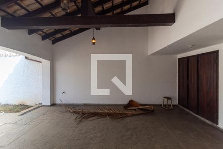 Casa para alugar com 570m², 4 quartos e 4 vagas Casa para alugar com 570m², 4 quartos e 4 vagasGaragem