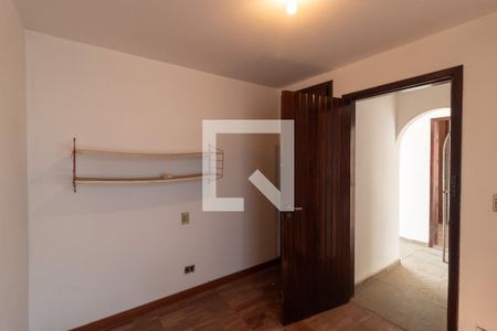 Casa para alugar com 570m², 4 quartos e 4 vagas Casa para alugar com 570m², 4 quartos e 4 vagasQuarto de Serviço 2