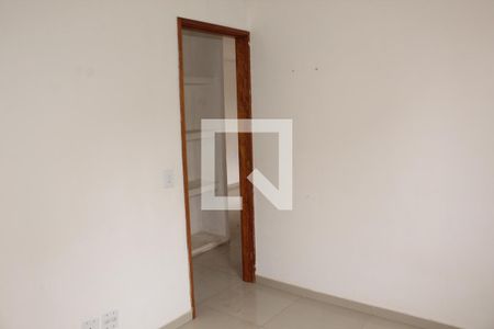 Quarto 1 de apartamento para alugar com 2 quartos, 49m² em Bairro Jardim Nossa Senhora das Graças, Cotia