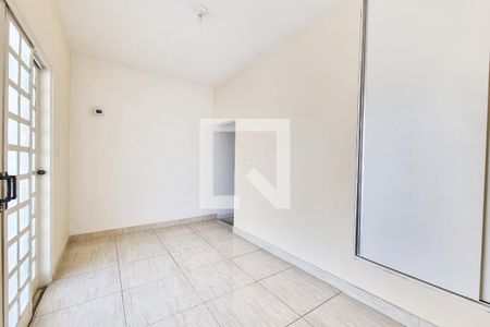 Quarto de casa para alugar com 3 quartos, 150m² em Jardim Nova Flórida, São José dos Campos