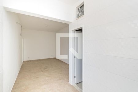 Sala de apartamento à venda com 2 quartos, 67m² em Olaria, Rio de Janeiro