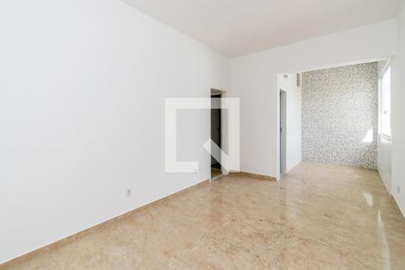 Sala de apartamento à venda com 2 quartos, 67m² em Olaria, Rio de Janeiro