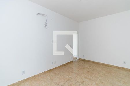 Sala de apartamento à venda com 2 quartos, 67m² em Olaria, Rio de Janeiro