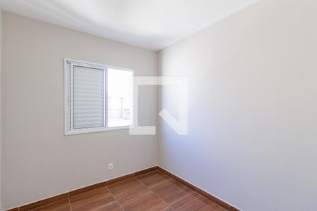 Quarto 2 de apartamento para alugar com 2 quartos, 50m² em São Pedro, Osasco