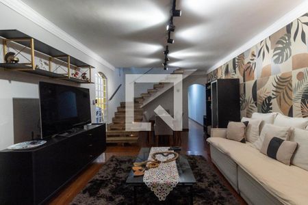 Sala de casa à venda com 4 quartos, 300m² em Vila Ré, São Paulo