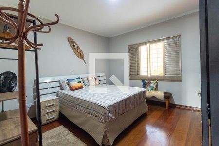 Quarto 1 de casa à venda com 4 quartos, 300m² em Vila Ré, São Paulo