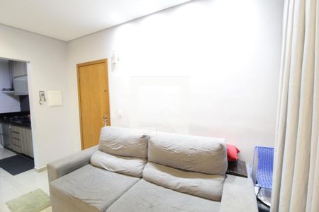 Sala de apartamento para alugar com 2 quartos, 60m² em Nova Uberlândia, Uberlândia