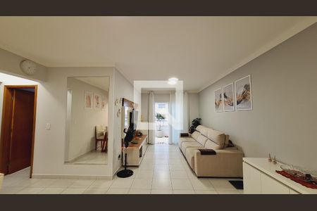 Sala de apartamento para alugar com 3 quartos, 101m² em Guilhermina, Praia Grande