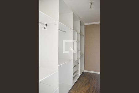 Closet da suíte de casa à venda com 3 quartos, 365m² em Jardim do Mar, São Bernardo do Campo