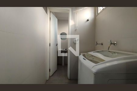 Apartamento à venda com 98m², 2 quartos e 1 vaga Apartamento à venda com 98m², 2 quartos e 1 vagaÁrea de Serviço