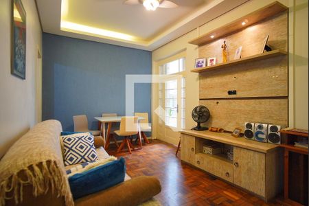 Sala de apartamento à venda com 2 quartos, 54m² em Bom Fim, Porto Alegre