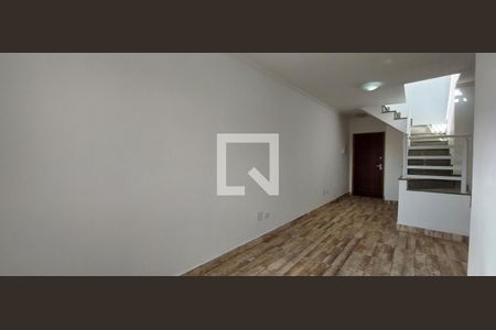 Sala de apartamento para alugar com 2 quartos, 100m² em Parque das Nações, Santo André