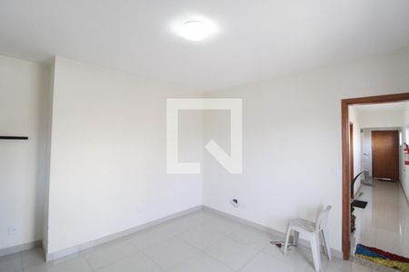 Sala de apartamento para alugar com 3 quartos, 90m² em Santa Mônica, Uberlândia