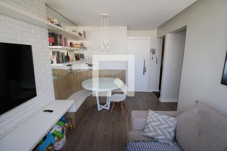 Sala de apartamento à venda com 2 quartos, 52m² em Parque Peruche, São Paulo