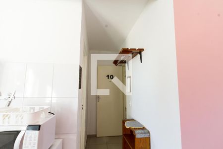 Corredor de kitnet/studio para alugar com 1 quarto, 22m² em Cajuru, Curitiba