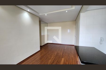 Sala de apartamento para alugar com 2 quartos, 66m² em Jardim Florida, Jundiaí