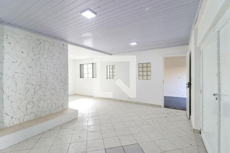 Sala 1 de casa para alugar com 2 quartos, 200m² em Campo Belo, São Paulo