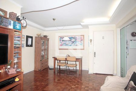 Sala de apartamento à venda com 3 quartos, 91m² em Petrópolis, Porto Alegre