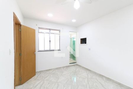 Quarto  - Suíte de casa de condomínio para alugar com 1 quarto, 55m² em Del Castilho, Rio de Janeiro