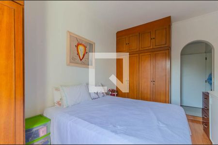 Quarto 1 de apartamento à venda com 2 quartos, 160m² em Cambuci, São Paulo