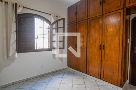 quarto 1 de casa para alugar com 3 quartos, 180m² em Vila Floresta, Santo André