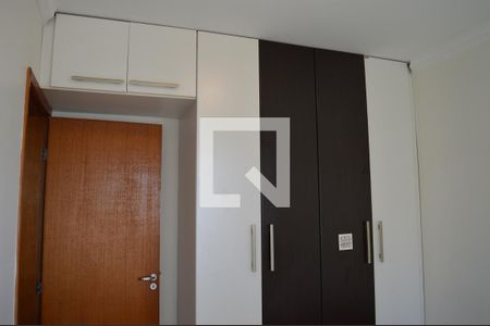 Quarto 1 de apartamento à venda com 2 quartos, 45m² em Cabral, Contagem