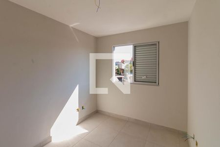 Quarto de apartamento à venda com 3 quartos, 75m² em Palmeiras, Belo Horizonte