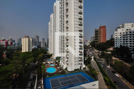 Vista de apartamento à venda com 2 quartos, 67m² em Real Parque, São Paulo