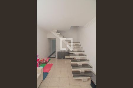 Sala de casa à venda com 3 quartos, 132m² em Jardim Vila Formosa, São Paulo