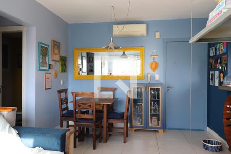 Sala de apartamento à venda com 2 quartos, 67m² em Centro, São Leopoldo