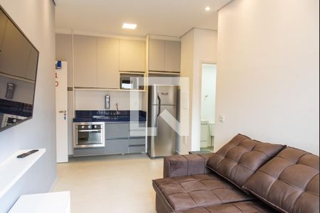 Sala e cozinha de apartamento à venda com 1 quarto, 34m² em Vila Mariana, São Paulo