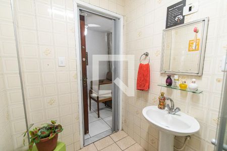 Banheiro de apartamento à venda com 1 quarto, 34m² em Liberdade, São Paulo