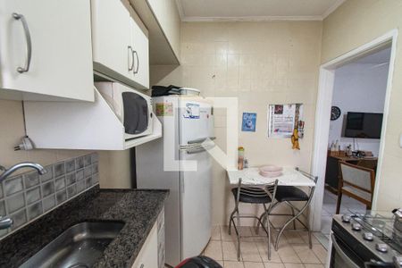 Cozinha de apartamento à venda com 1 quarto, 34m² em Liberdade, São Paulo