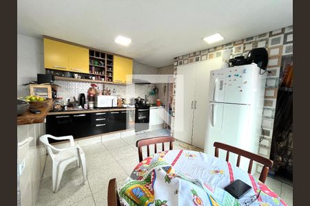 Casa à venda com 120m², 2 quartos e 1 vaga Casa à venda com 120m², 2 quartos e 1 vagaCozinha