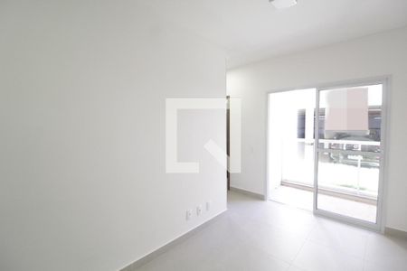 Sala de casa para alugar com 2 quartos, 54m² em Jaraguá, Uberlândia