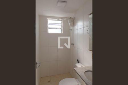 Banheiro de apartamento à venda com 2 quartos, 50m² em Gopoúva, Guarulhos