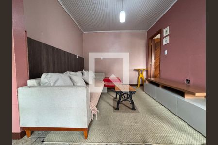 Sala de casa à venda com 2 quartos, 110m² em Padre Reus, São Leopoldo