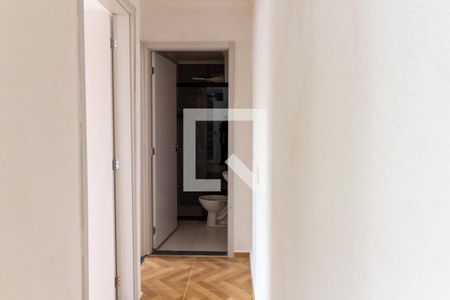 Corredor de apartamento para alugar com 2 quartos, 44m² em Barra Funda, São Paulo